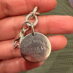 Return to Tiffany chain bracelet - good condition and nice weight